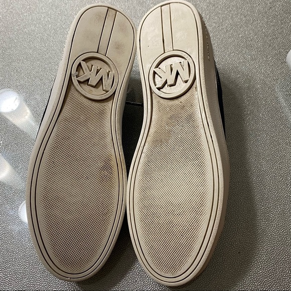 Michael Kors Irving Sneakers - Picture 11 of 14